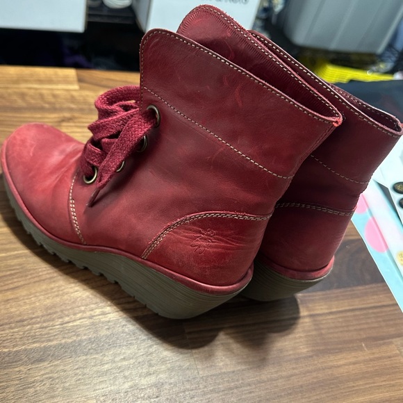 FLY LONDON leather wedge boots made in Portugal Excellent condition size 37 - Picture 15 of 15